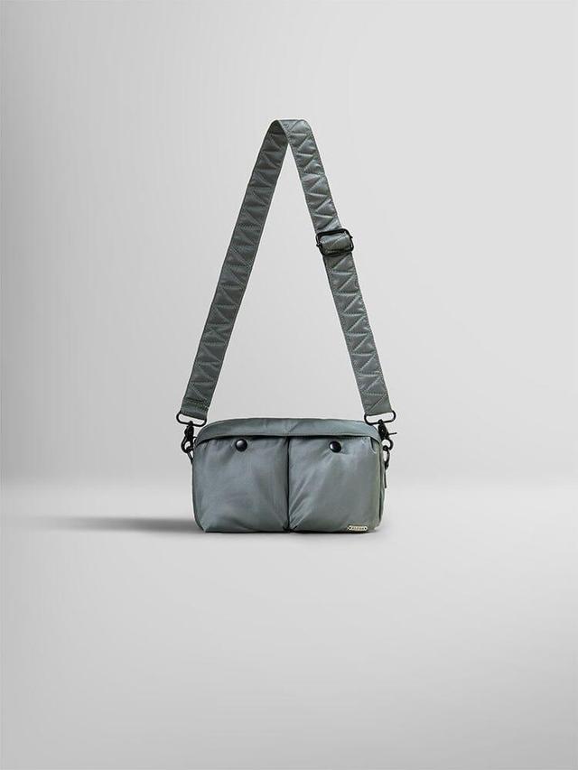 NYLON MESSENGER BAG Product Image