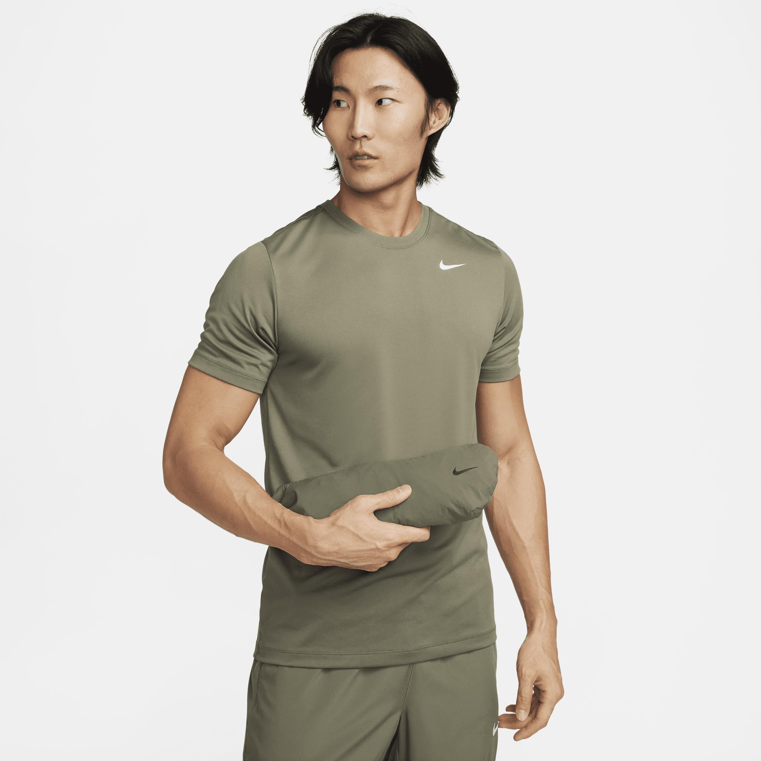 Nike Men's A.P.S. Repel Versatile Bomber Jacket Product Image