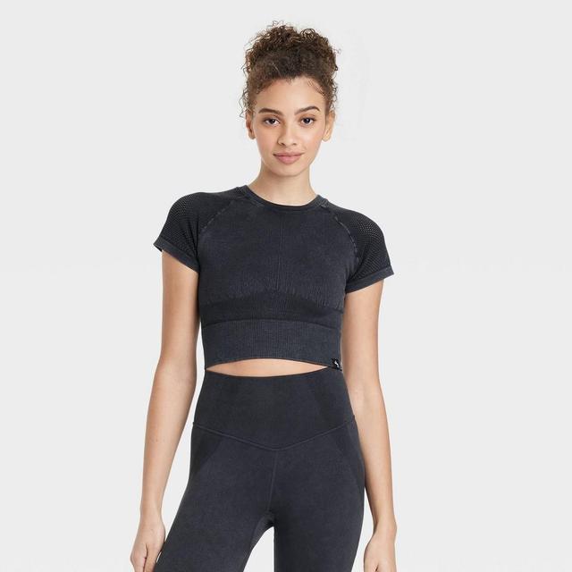 Womens Seamless Crop Short Sleeve Shirt - JoyLab Black XL Product Image