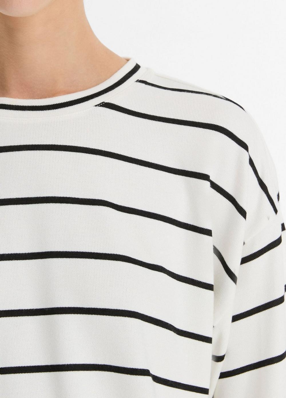 Striped Wide-Sleeve T-Shirt Product Image