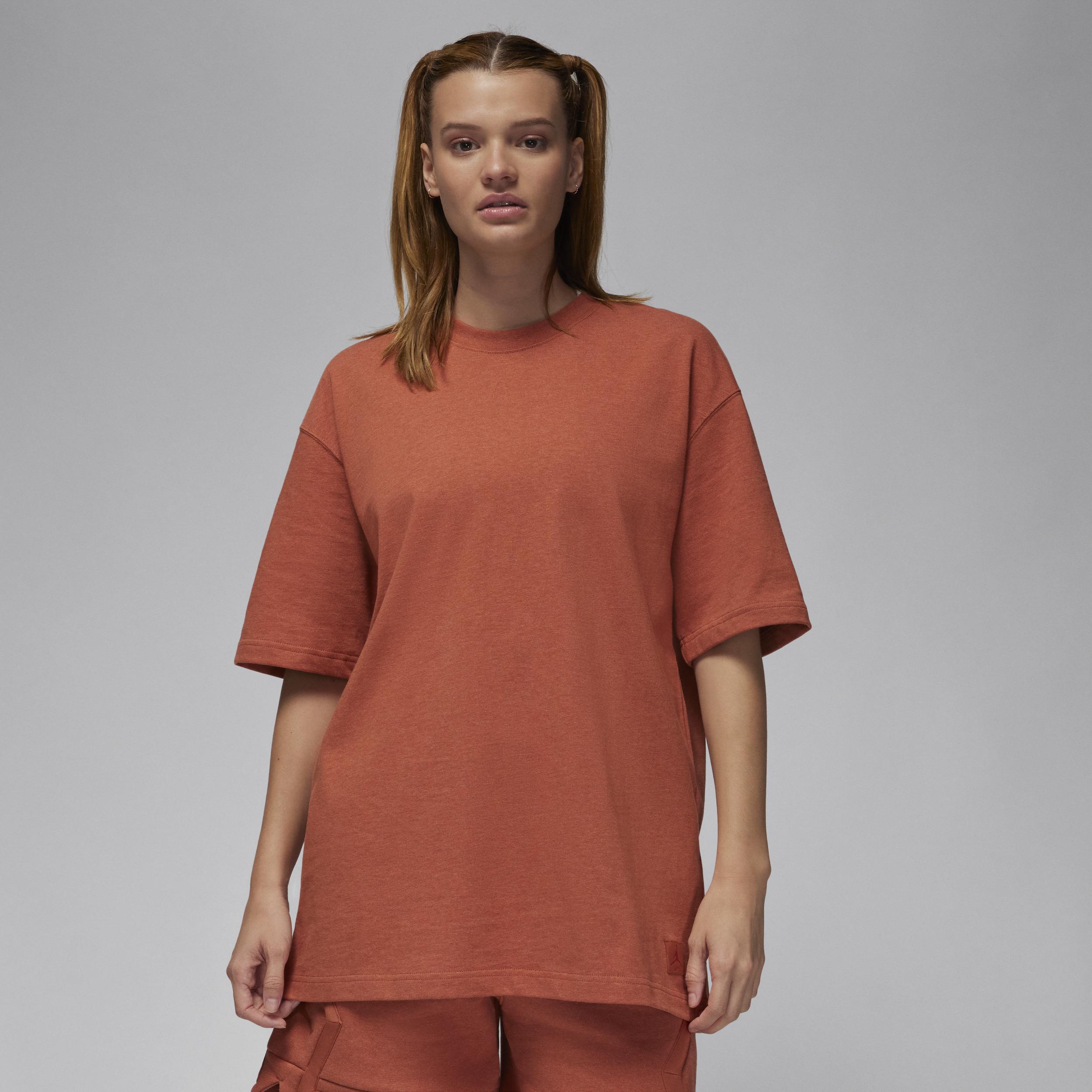 Women's Jordan Essentials Oversized T-shirt Product Image