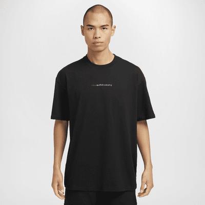 Nike Sportswear Men's Max90 T-Shirt Product Image