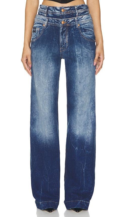 JEANS MIT WEITEM BEIN Product Image