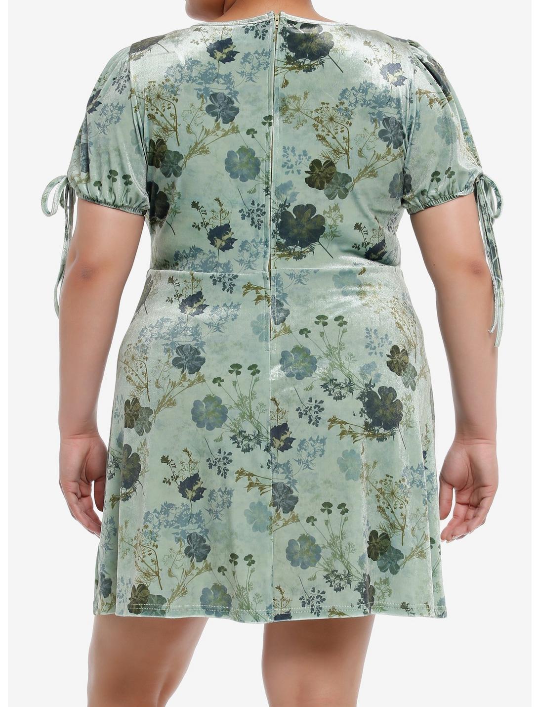 Daisy Street Green Floral Velvet Puff Sleeve Mini Dress Plus Size Product Image