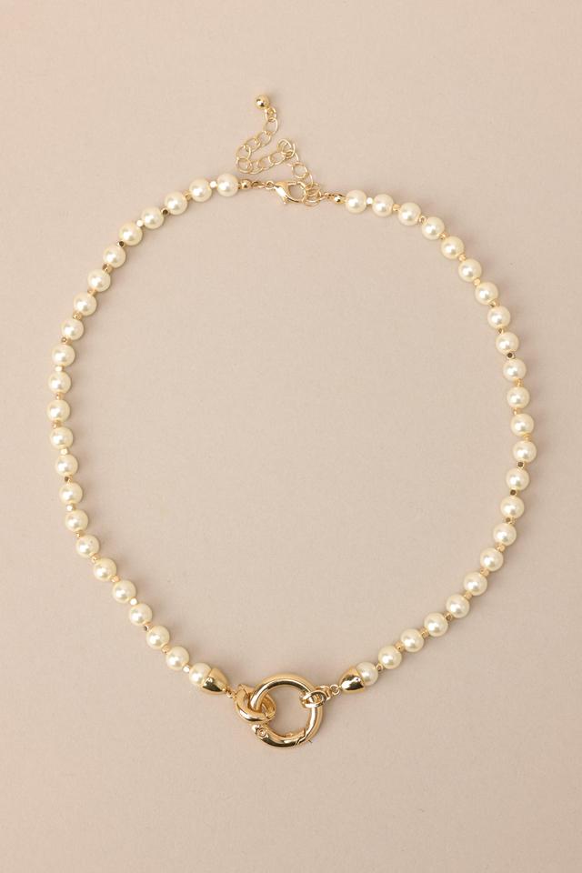 Daydreaming Pearl Necklace Product Image