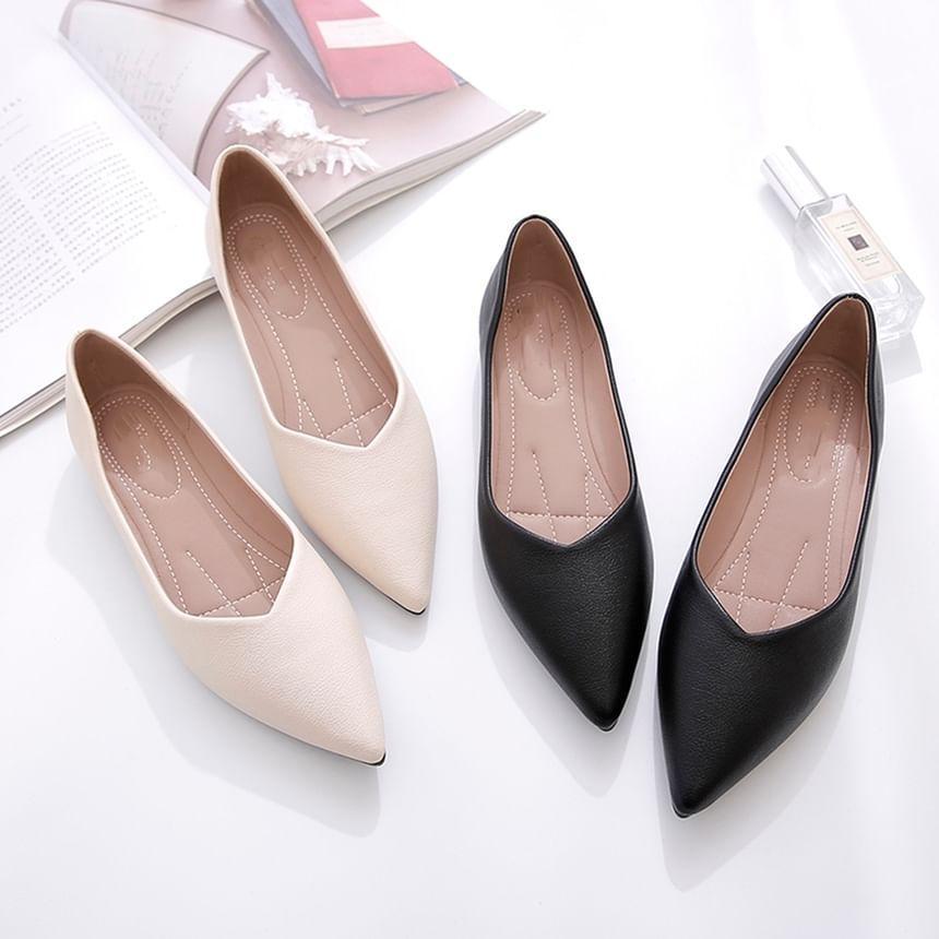 Plain Pointed Toe Flats Product Image