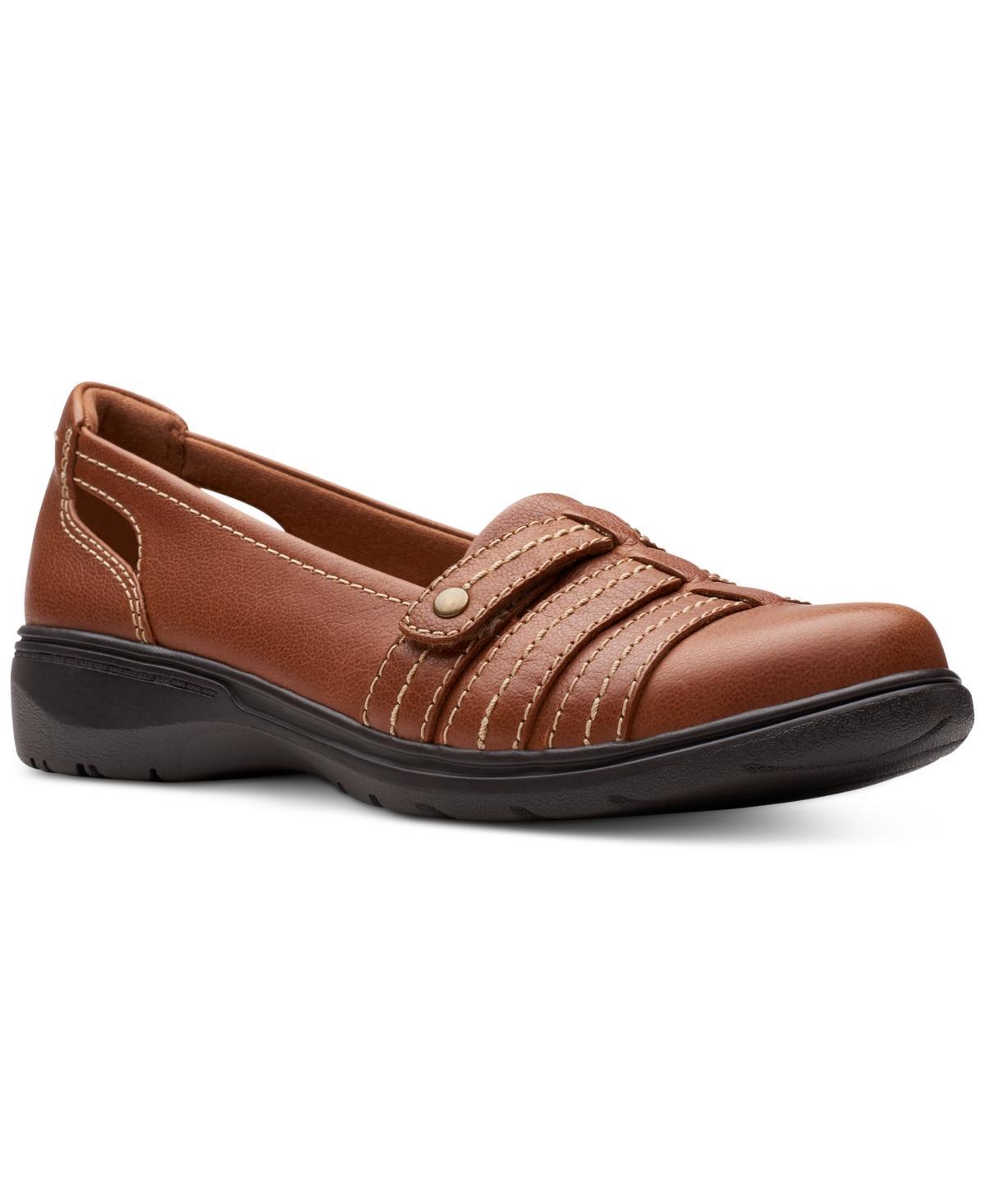 Clarks Womens Carleigh Eliza Triple-Strap Flats product image