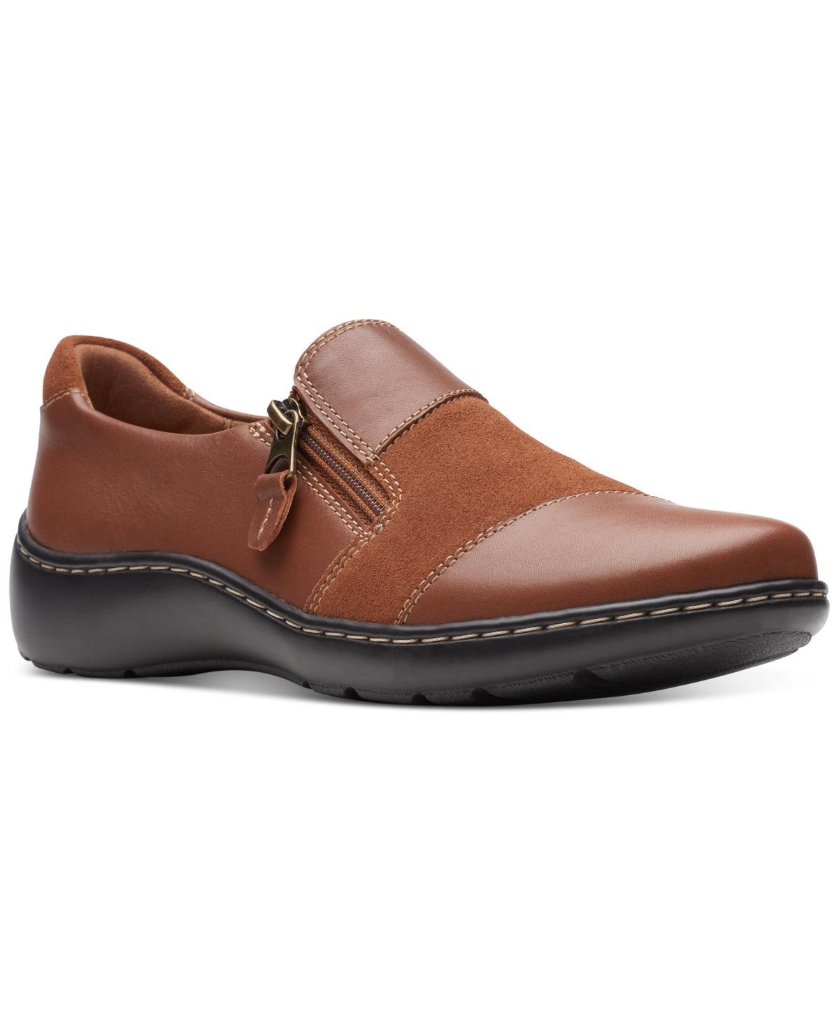 Clarks Womens Cora Harbor Zip Flats Product Image