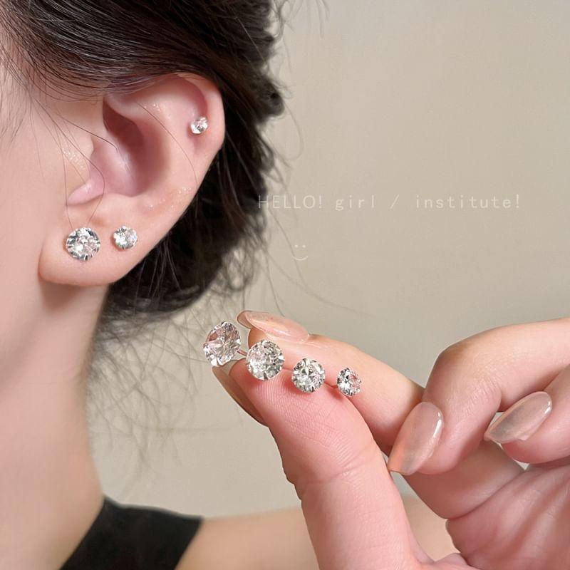 CZ Stud Earring Product Image