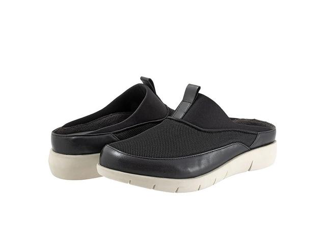 SoftWalk Aberdeen Sport Women's Flat Shoes Product Image