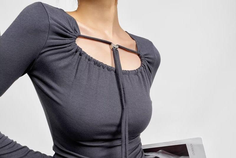 Long-Sleeve Scoop Neck Plain Top Product Image