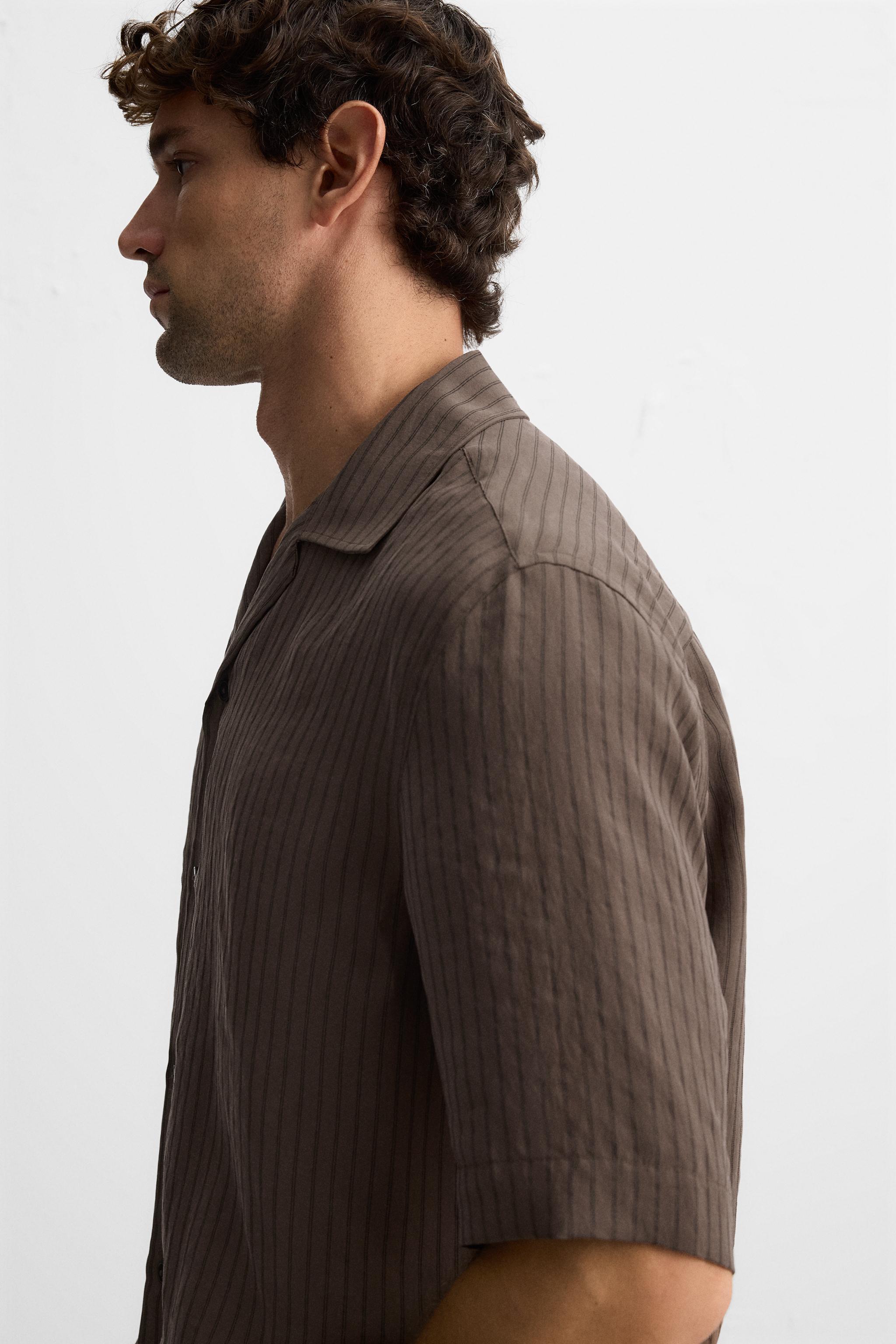 STRIPED JACQUARD SHIRT Product Image