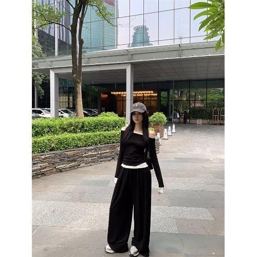 Long-Sleeve Off-Shoulder Mock Two-Piece Two Tone Slim Fit T-Shirt / High Rise Plain Wide Leg Pants Product Image