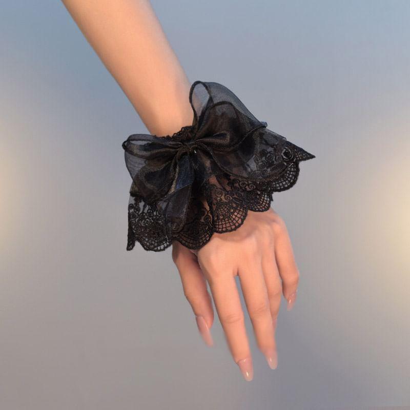 Ruffle Lace Wrist Cuffs Product Image