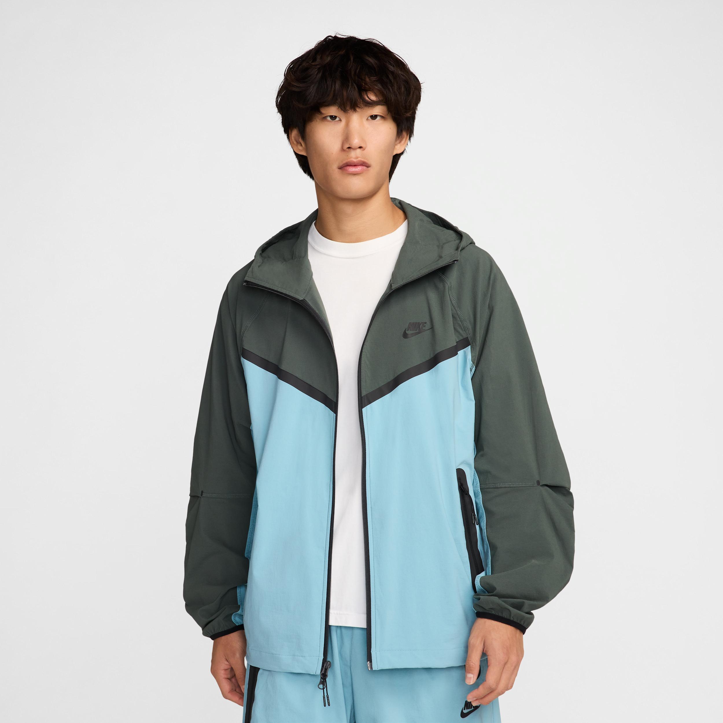 Nike Men's Tech Woven Jacket Product Image