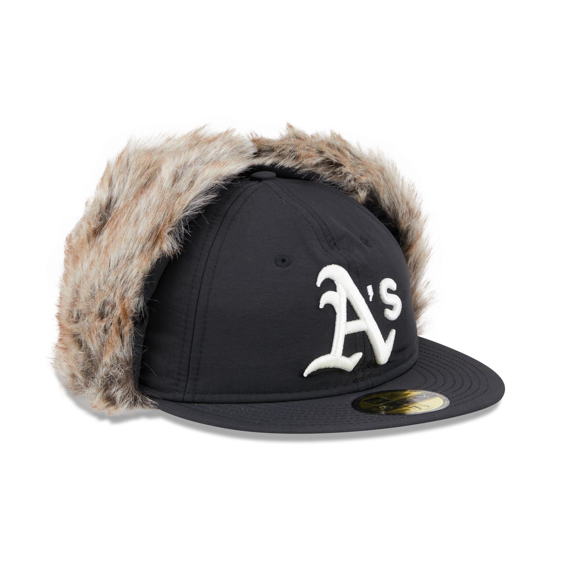 Oakland Athletics Winter Dog Ear Retro Crown 59FIFTY Fitted Hat Male Product Image