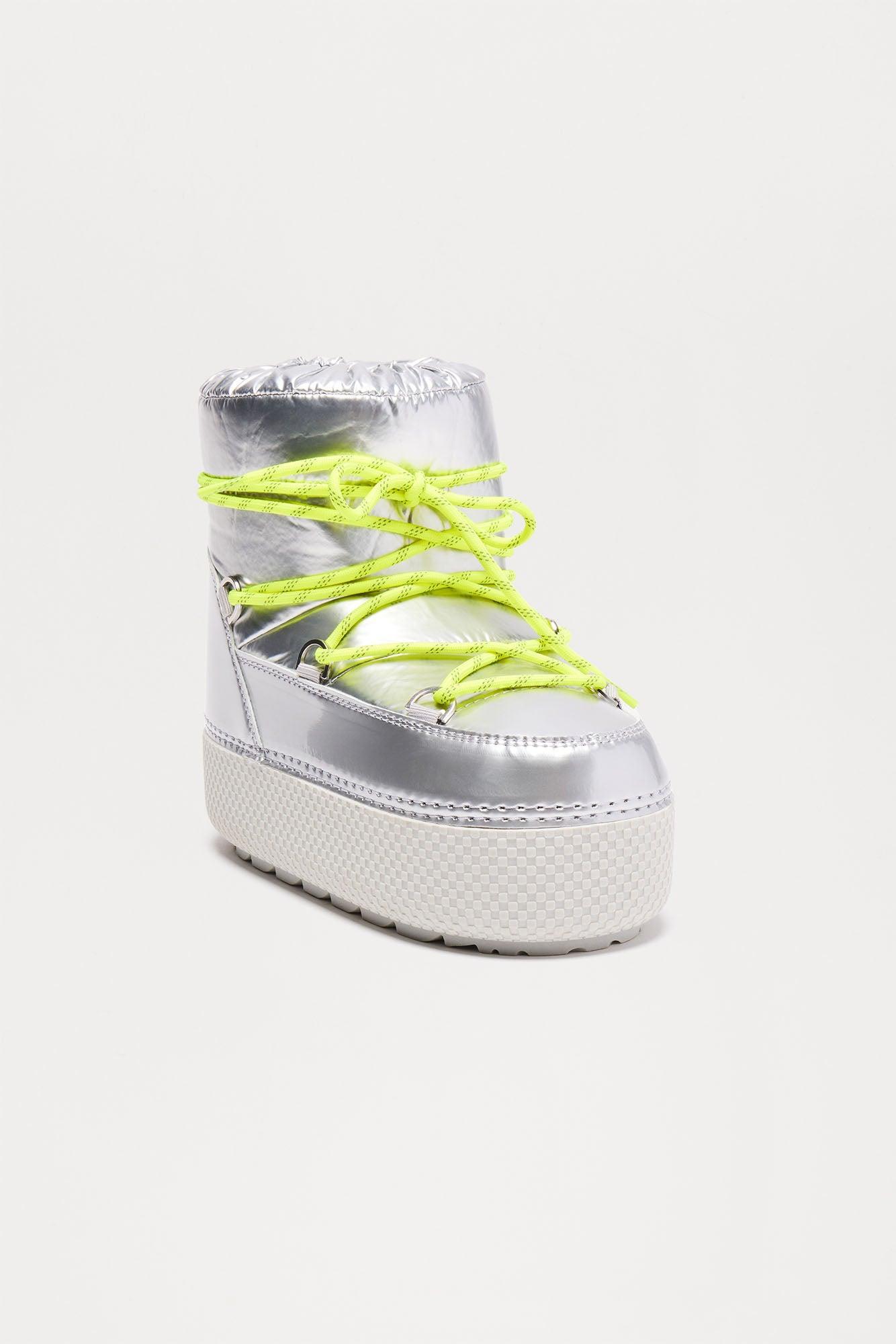 Hit The Snow Platform Booties - Silver Product Image