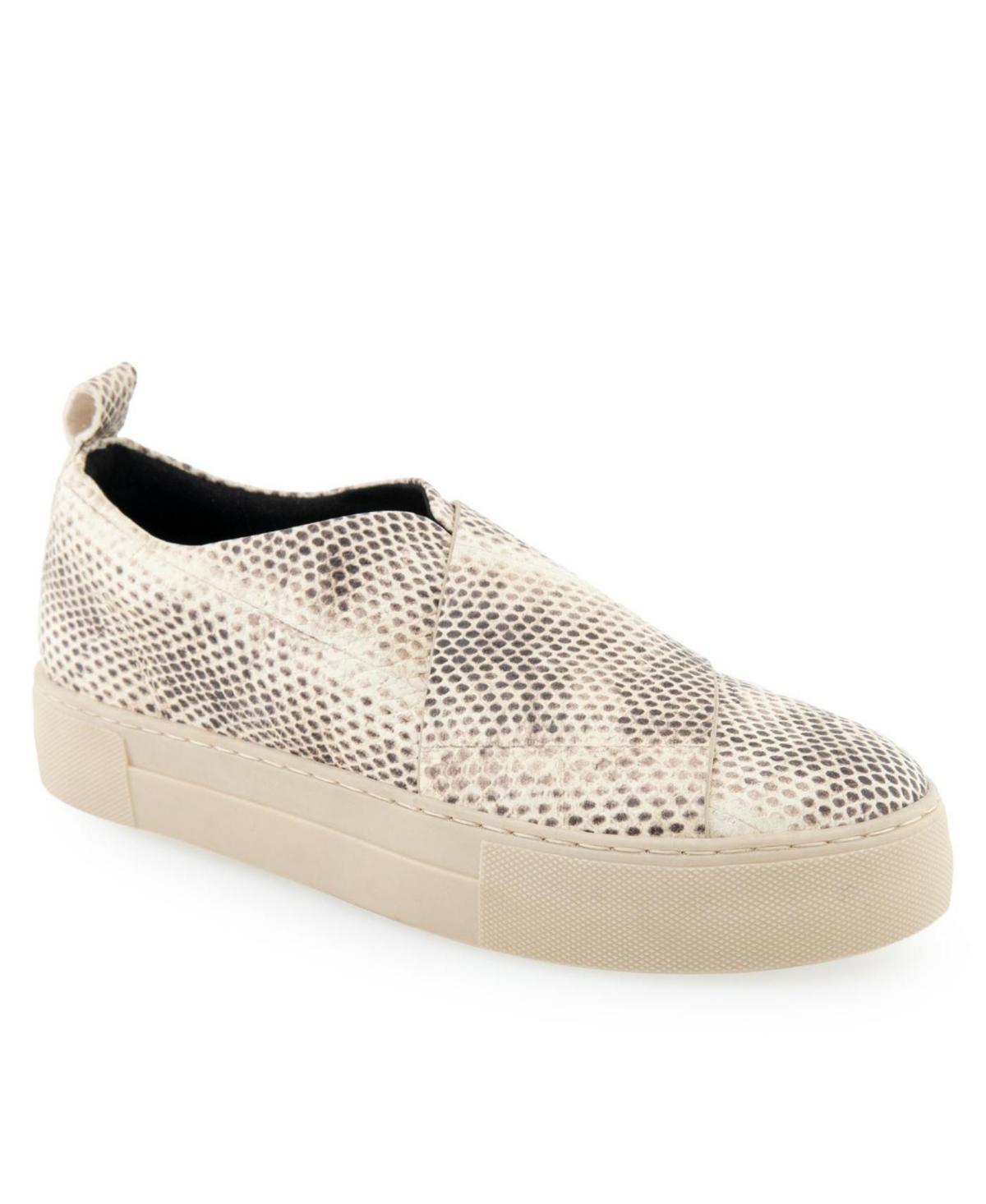 Aerosoles Womens Brighton Casual Sneakers Product Image