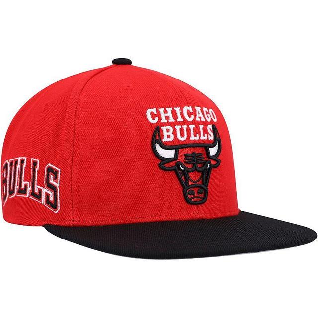 Mens Mitchell & Ness /Black Chicago Bulls Side Core 2.0 Snapback Hat Product Image