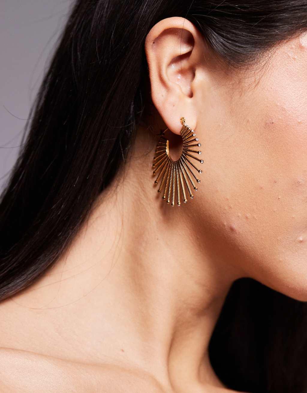 8 Other Reasons spiral hoop earrings in 18k gold plated Product Image