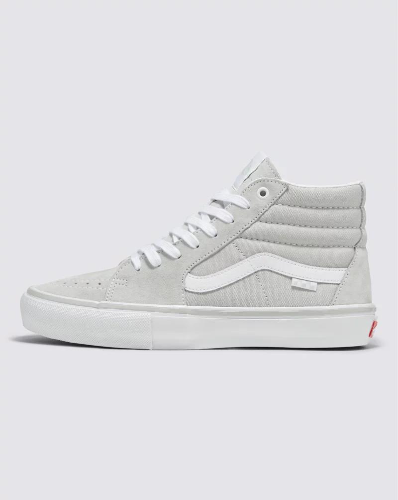 Skate Sk8-Hi Shoe Product Image