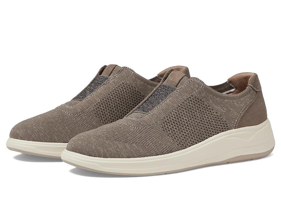 Bzees Trophy (Morel Latte) Women's Shoes Product Image