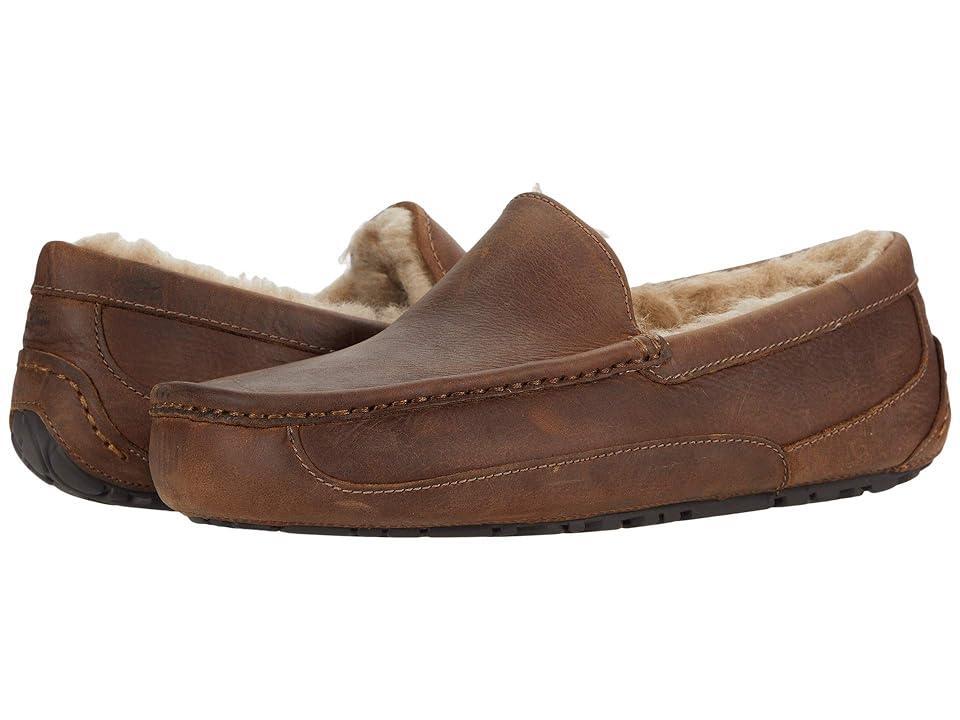 UGG(r) Ascot Leather Slipper Product Image