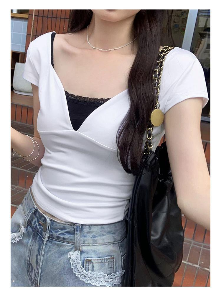 Short Sleeve Plain Open-Back Slim-Fit Crop T-Shirt Product Image