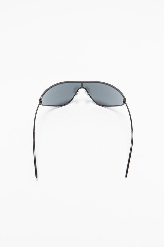 Metal frame sunglasses Product Image