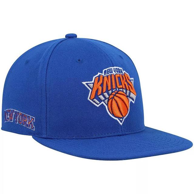 Mens Mitchell & Ness Royal New York Knicks Core Side Snapback Hat Product Image