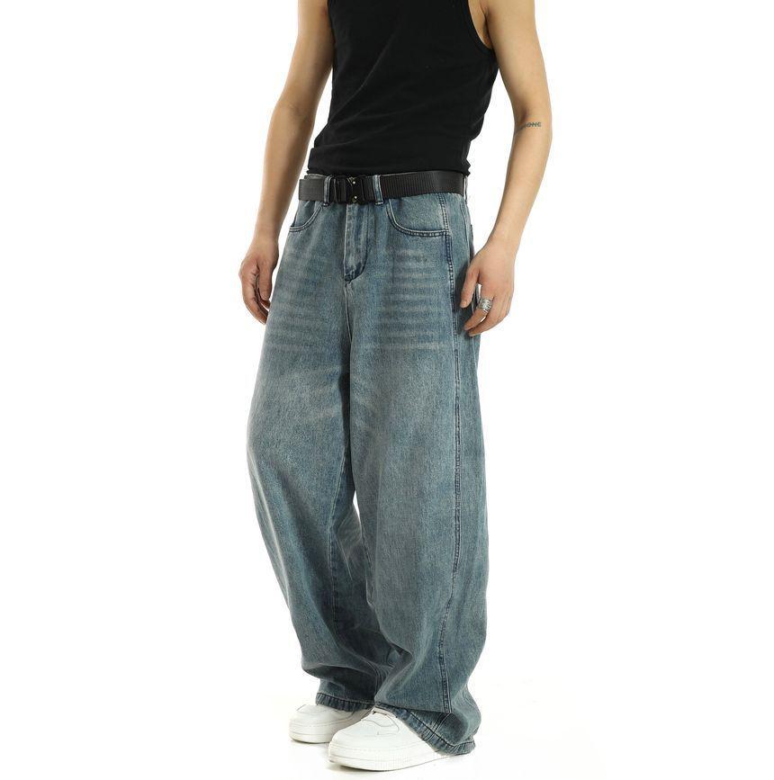 Mid Rise Washed Wide Leg Jeans Product Image