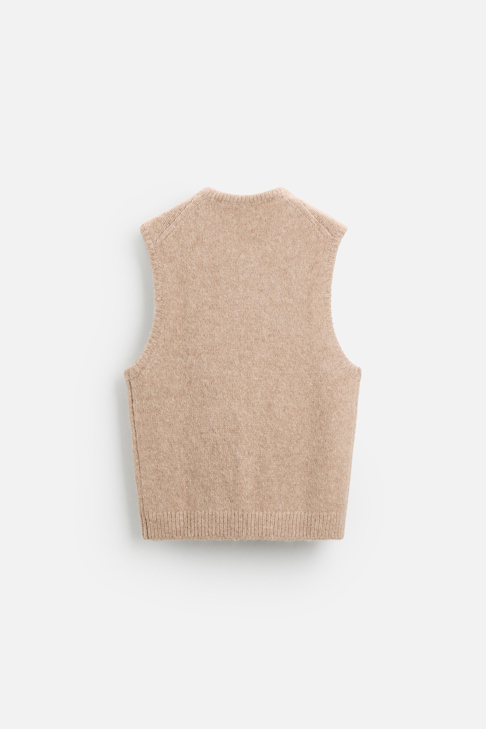 TEXTURED KNIT VEST Product Image