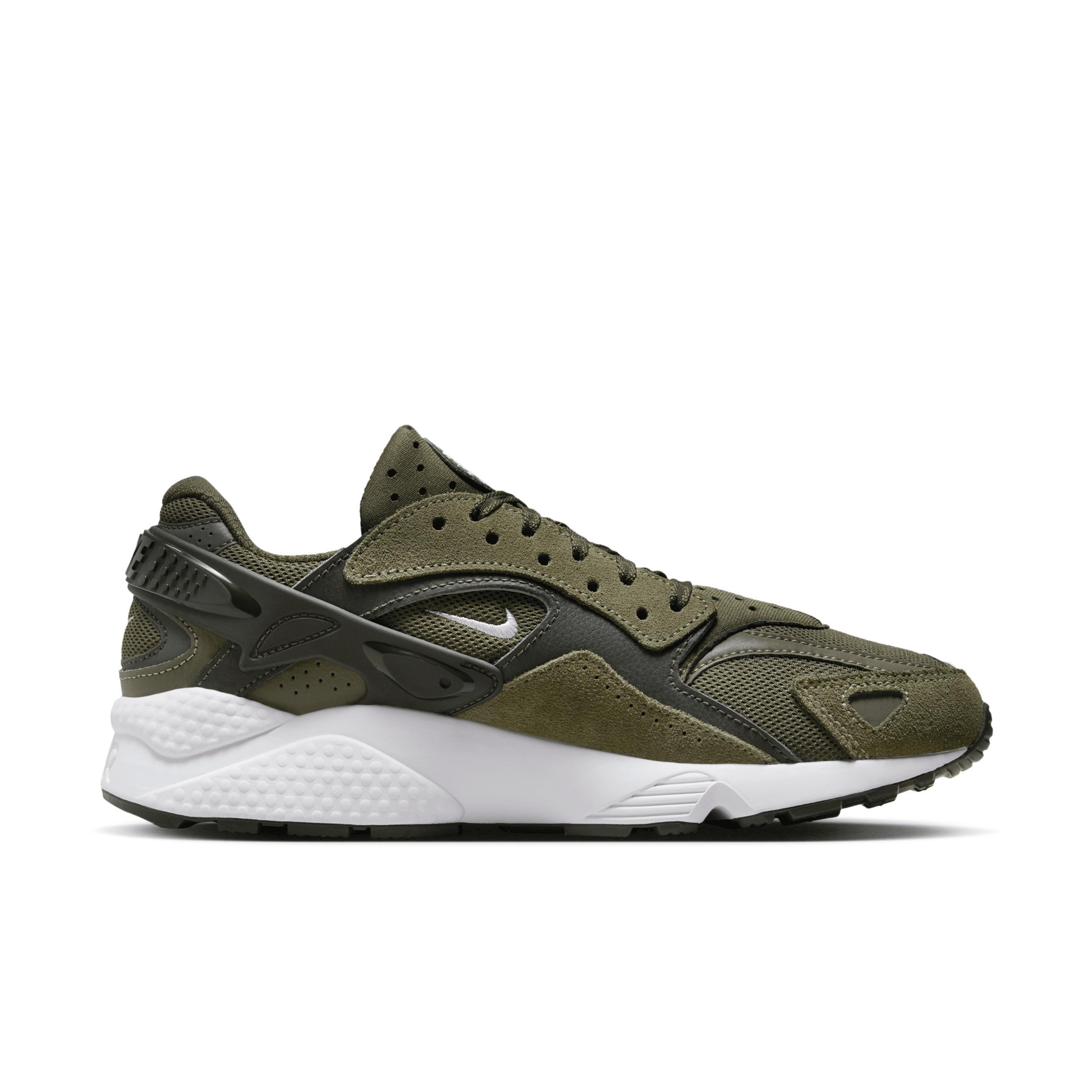 Nike Men's Air Huarache Runner Shoes Product Image