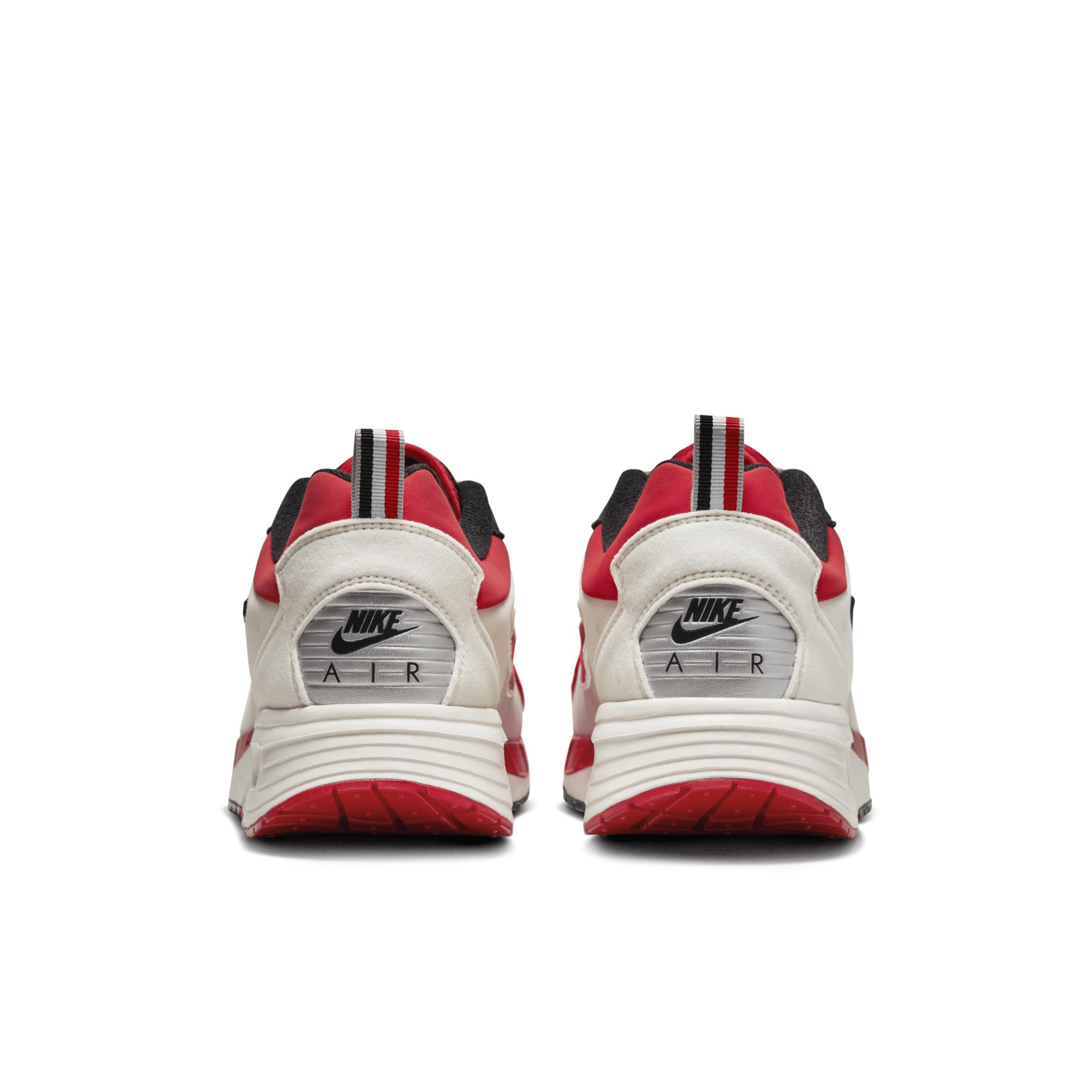 Georgia Nike Mens Air Max Solo Shoes Product Image