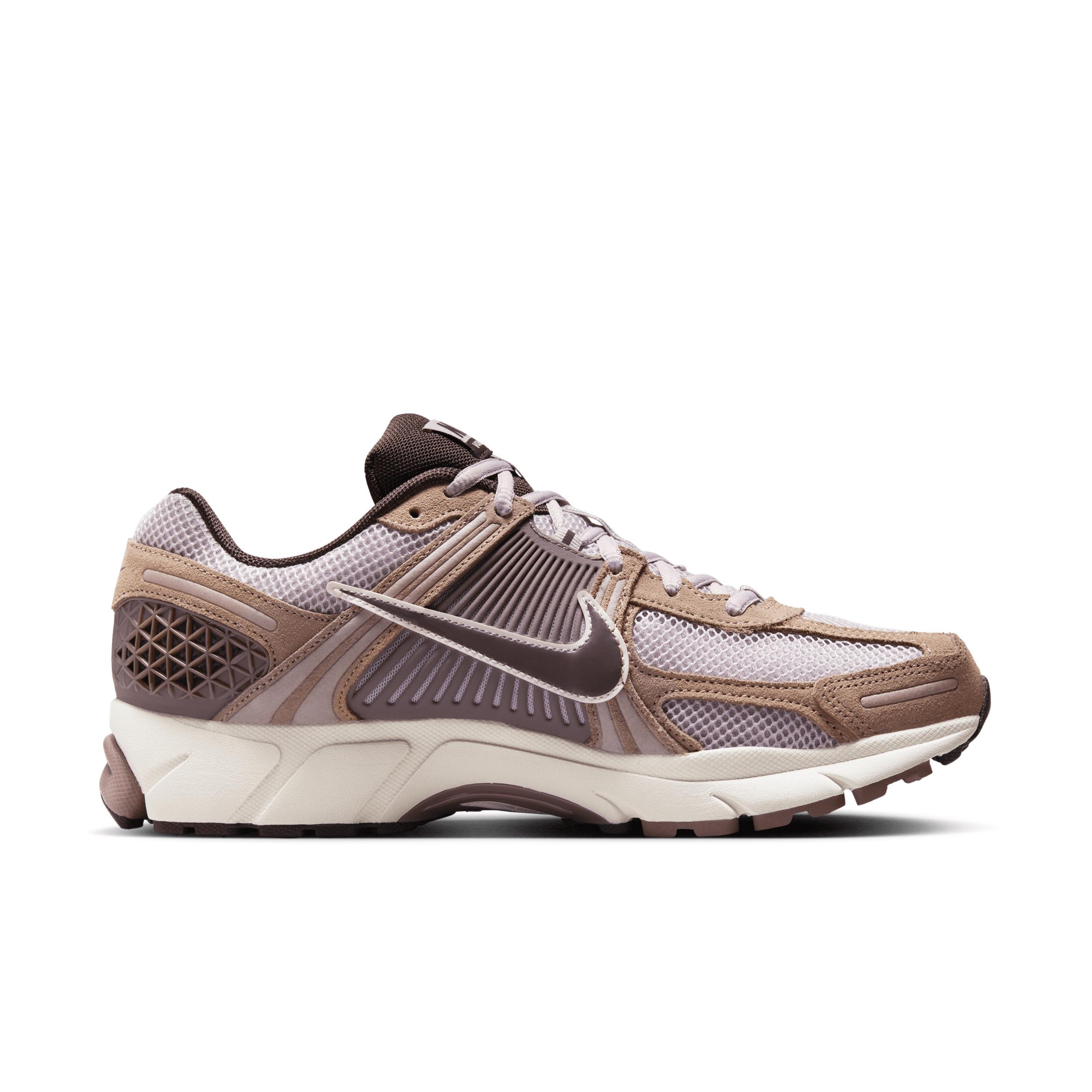 Nike Zoom Vomero 5 Men's Shoes Product Image