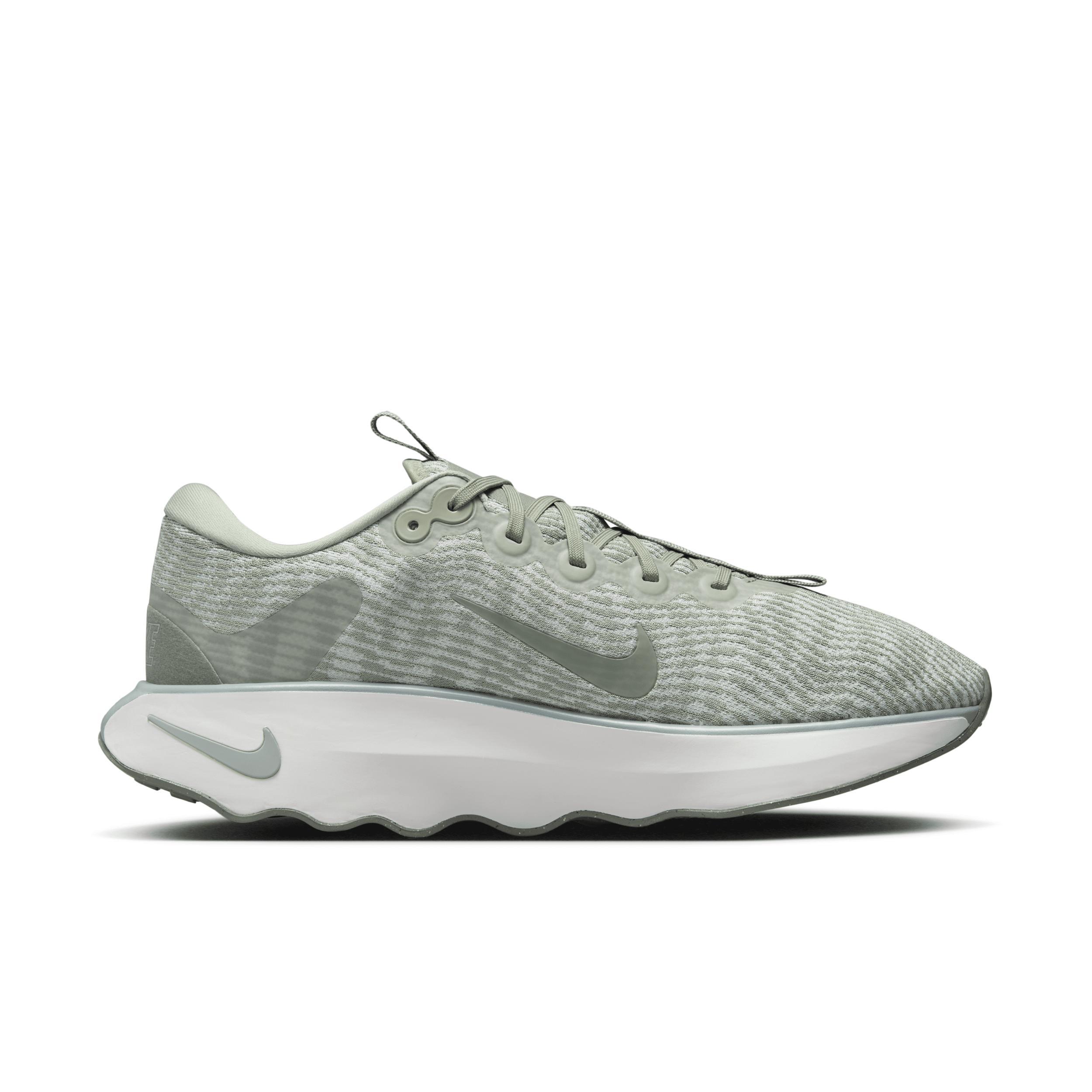 Nike Men's Motiva Walking Shoes Product Image