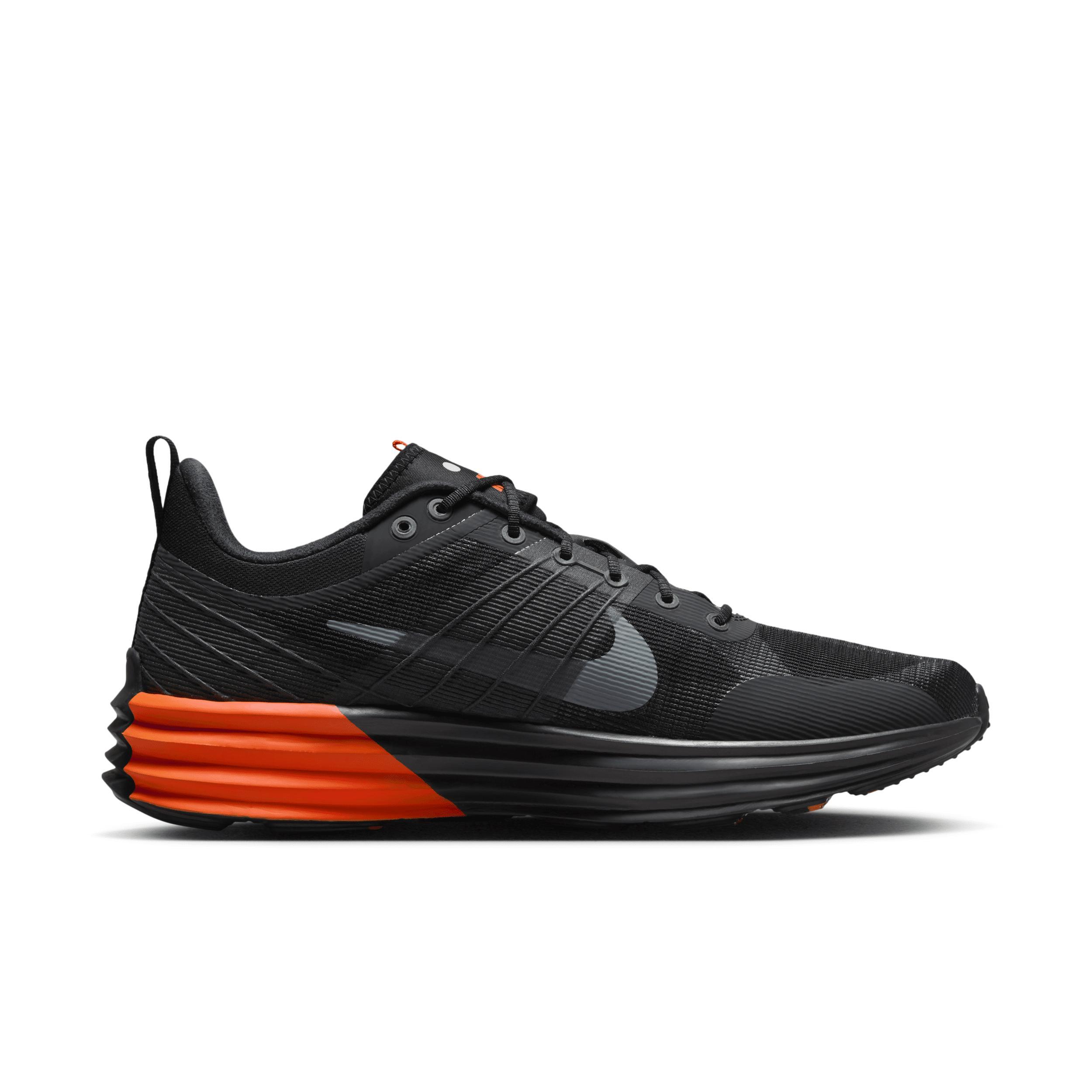 Nike Men's Lunar Roam Shoes Product Image