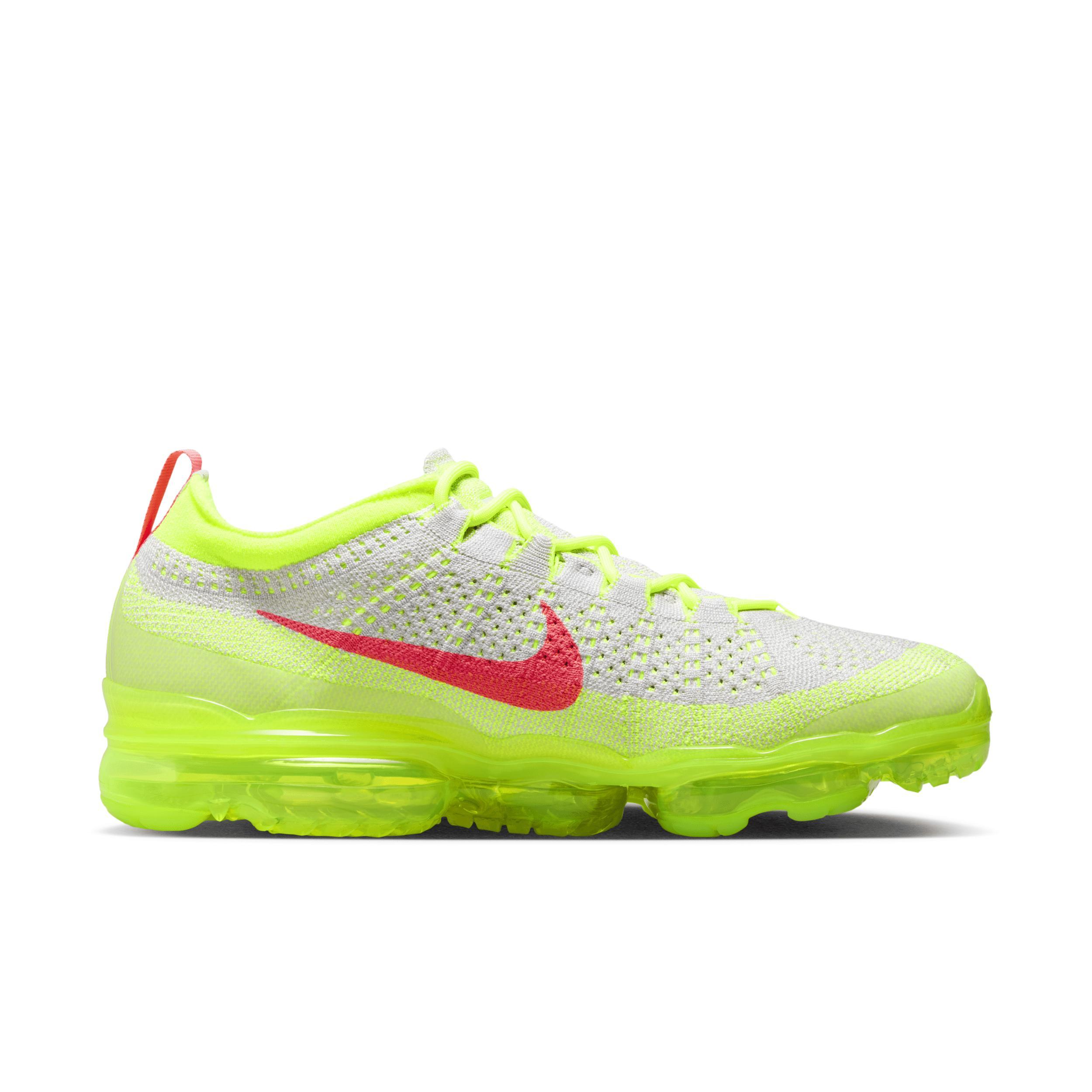 Nike Men's Air VaporMax 2023 Shoes Product Image