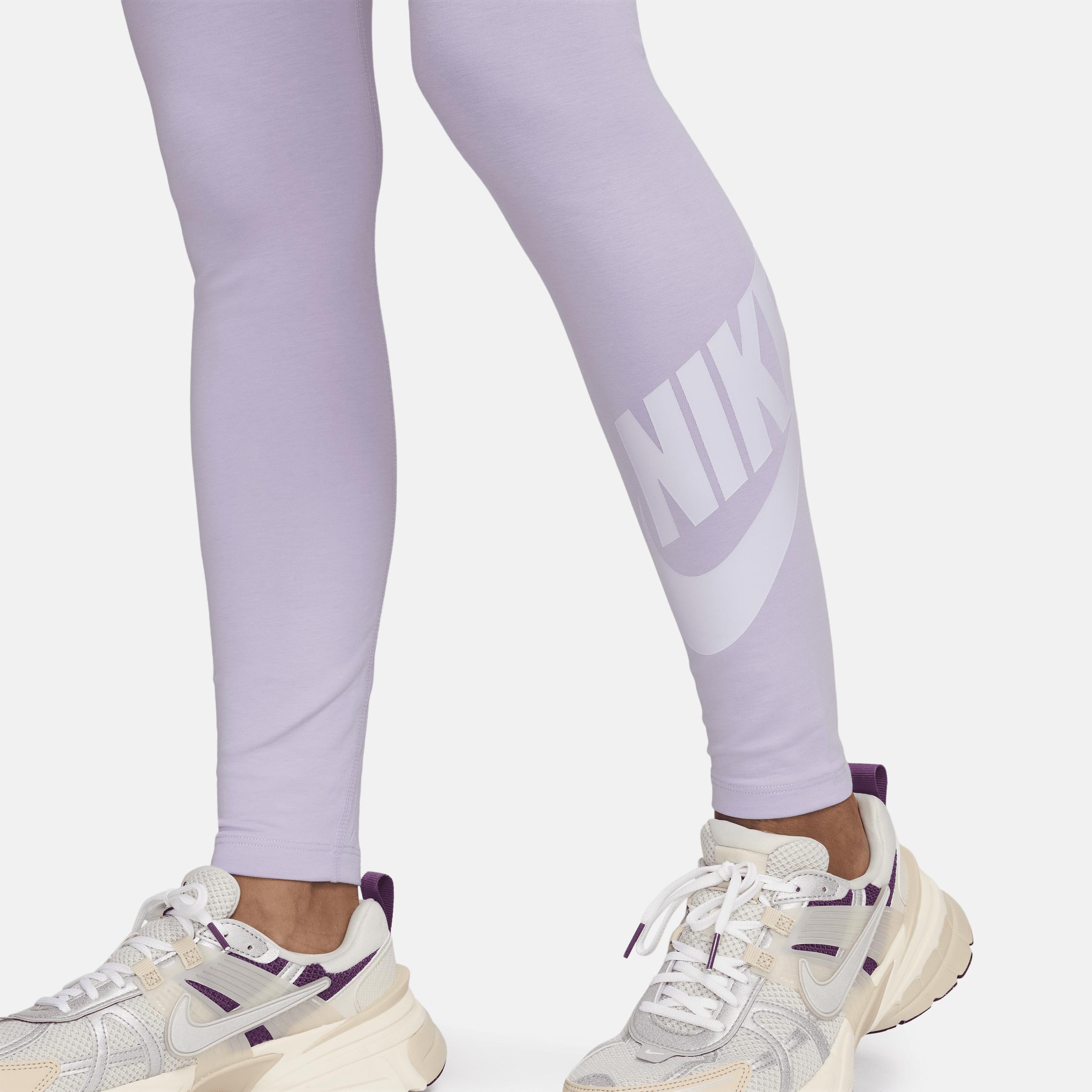 Nike Sportswear Classics Women's High-Waisted Graphic Leggings Product Image