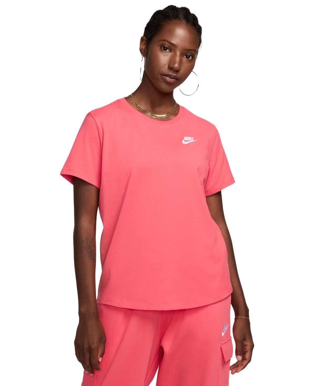 Womens Nike Sportswear Club Essentials Tee Product Image