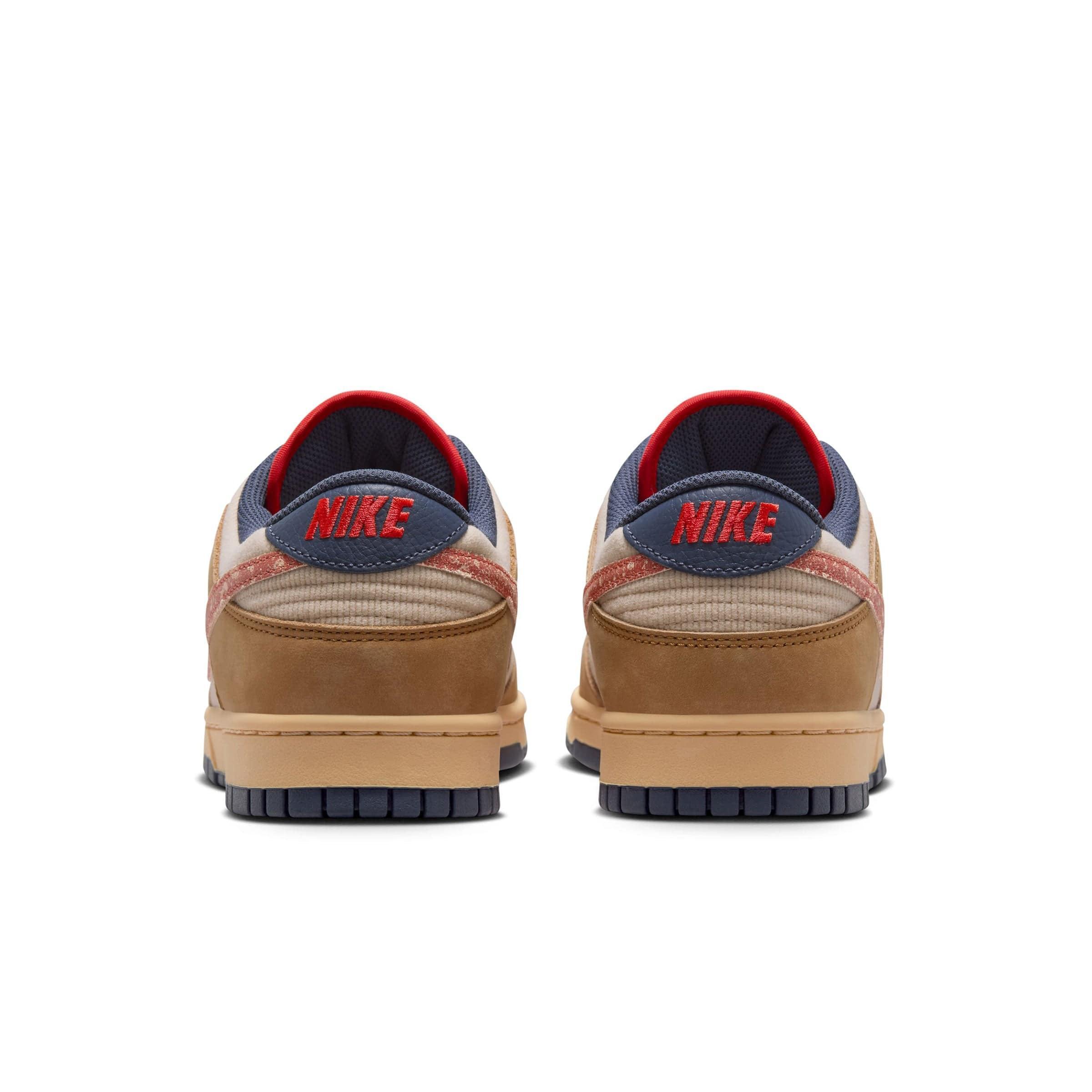 DUNK LOW RETRO SE Product Image