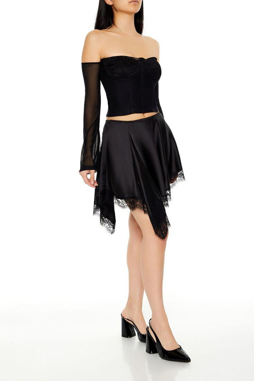 Eyelash Lace-Trim Mini Flare Skirt | Forever 21 Product Image