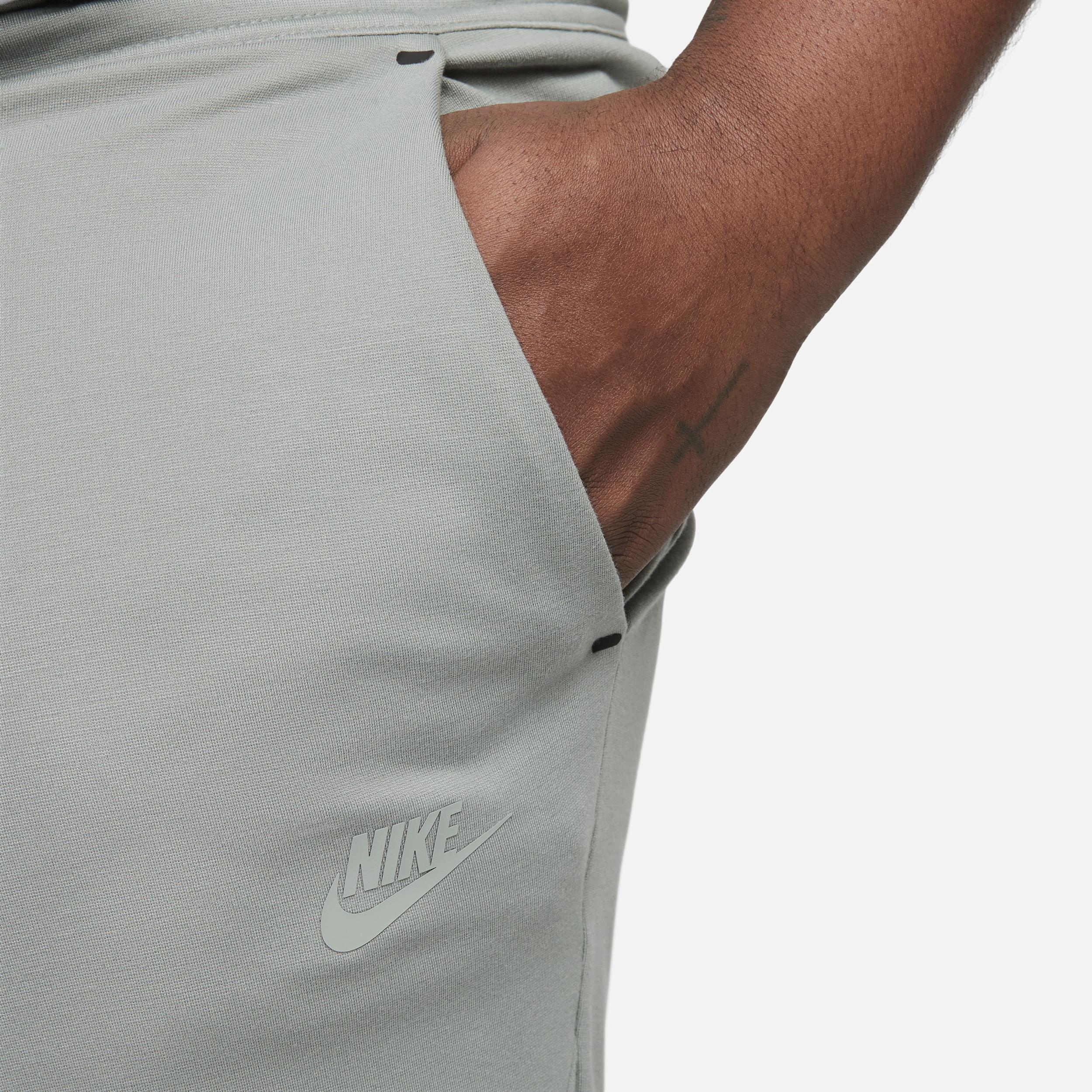 Nike Tech Essentials Joggers Product Image