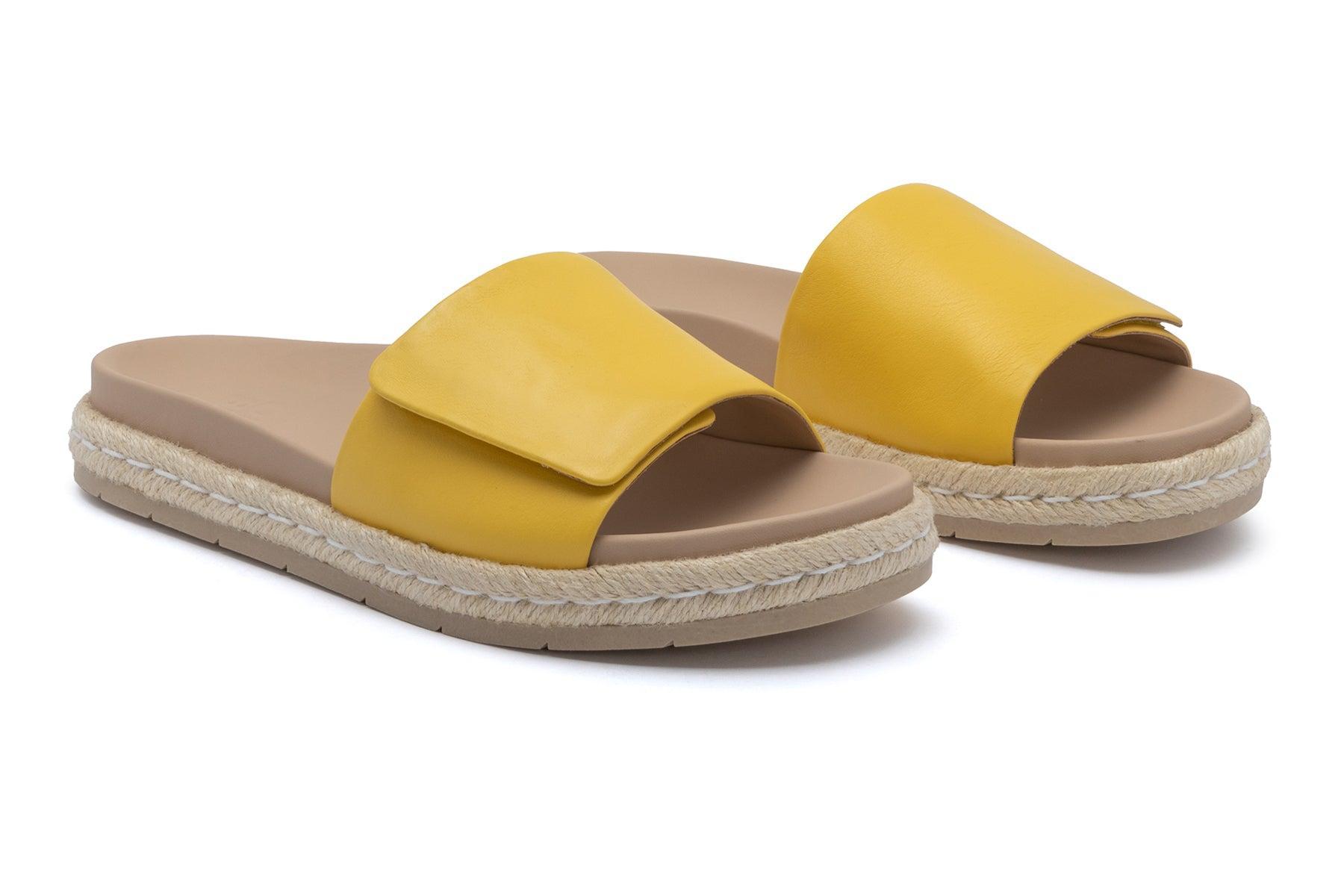 Isle Slide Metatarsal Female Product Image