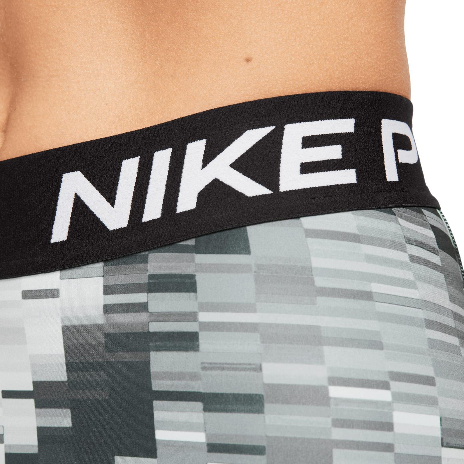 Nike Women's Mid-Rise 3" Printed Training Shorts Product Image