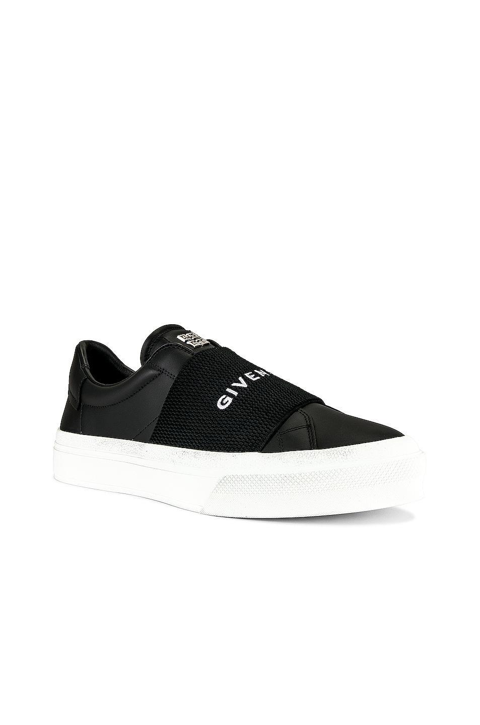 Givenchy City Court Sneaker in Black - Black. Size 41 (also in 40, 42). Product Image