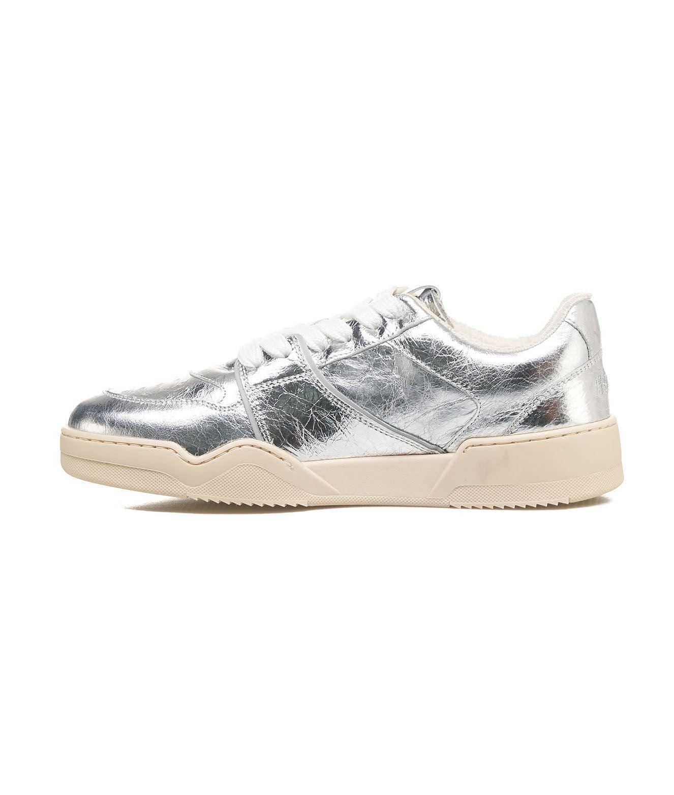 Sneakers 'Spiker' Female Product Image