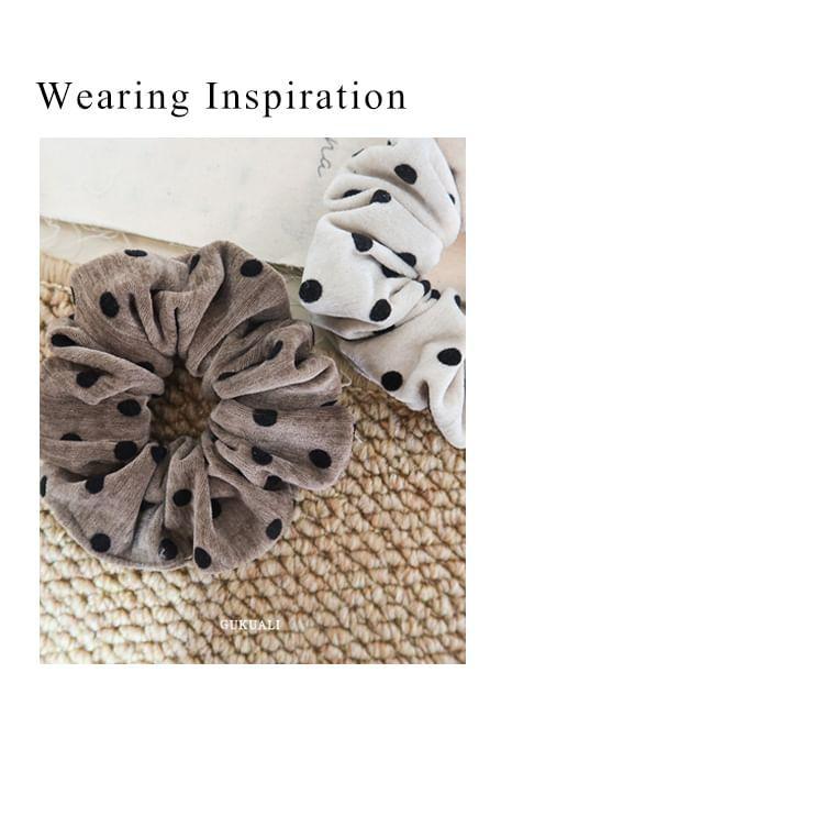 Dotted Scrunchie Product Image