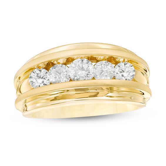 Men's 1-1/2 CT. T.w. Diamond Five Stone Wedding Band in 14K Gold Product Image