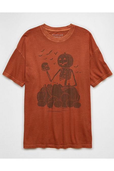 AE Oversized Halloween Graphic T-Shirt Women's Product Image